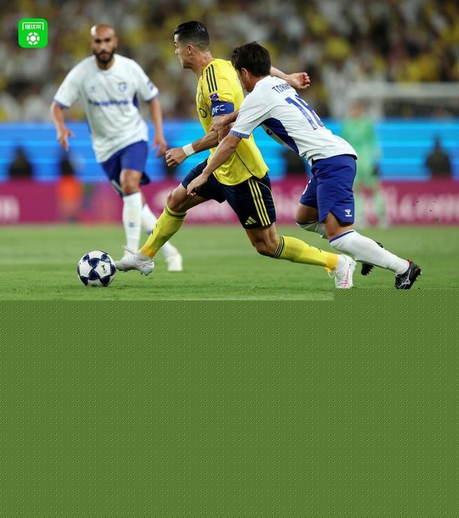 大阪钢巴1-0利雅得胜利夺得亚冠二级冠军，胡梅特制胜